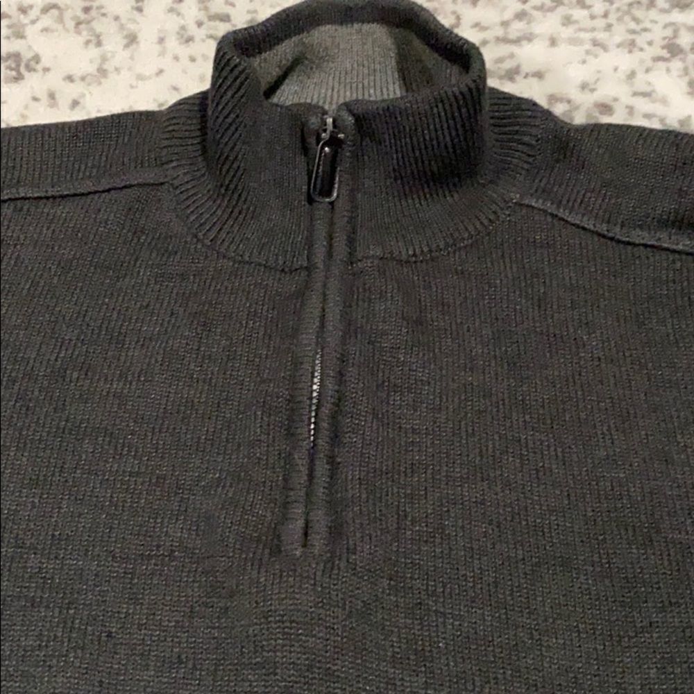 Oscar De La Renta 1/4 zip sweater size M grey EUC - Picture 2 of 8